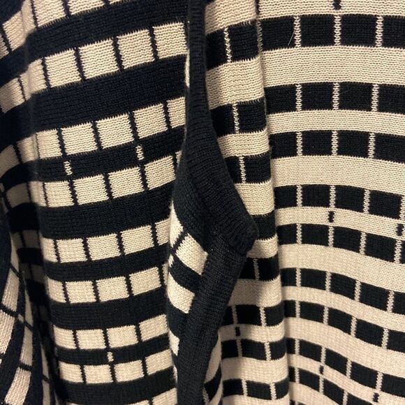 Chicos cardigan, size 3 - Picture 2 of 7